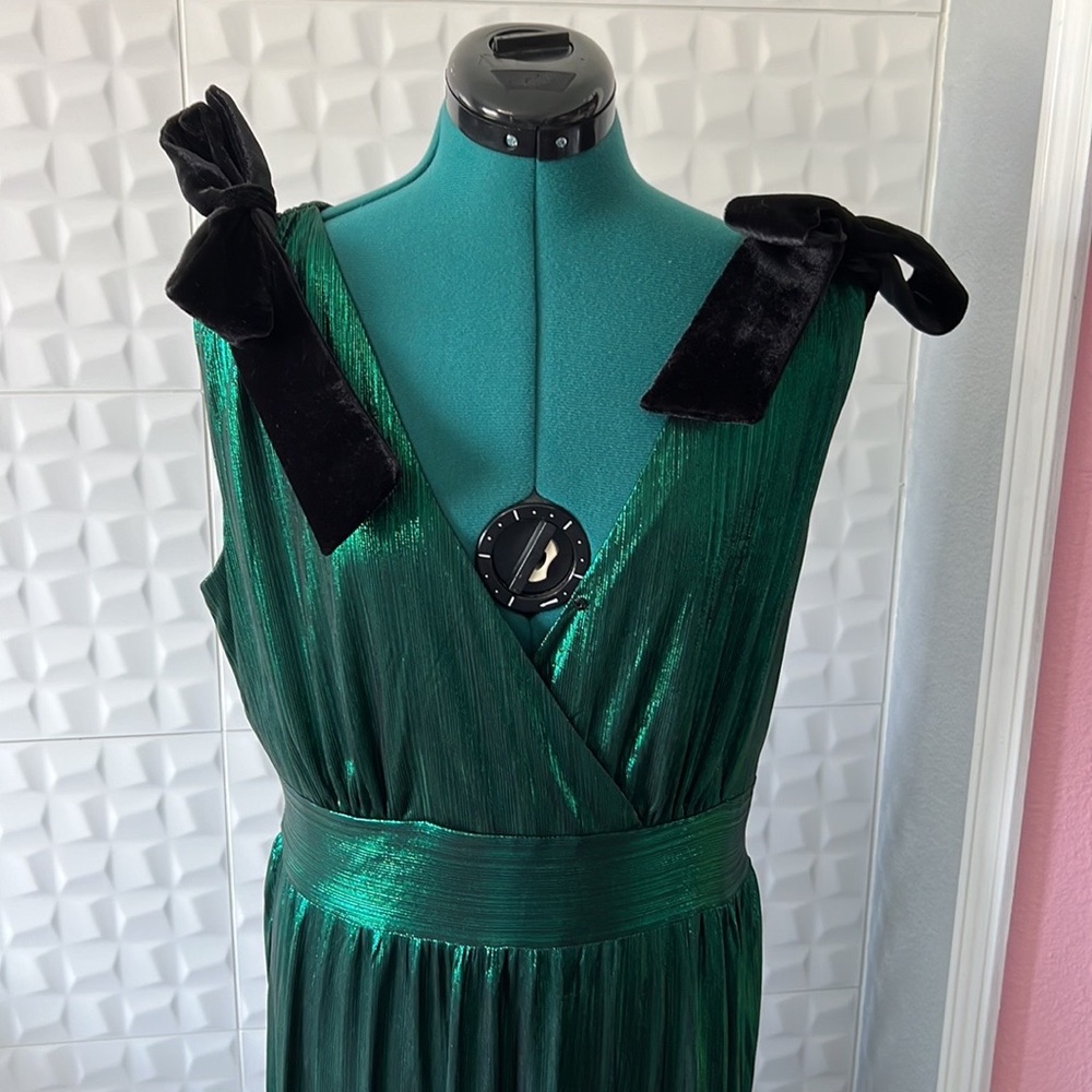 NWT Sugar Lips metallic green maxi dress with shoulder bows